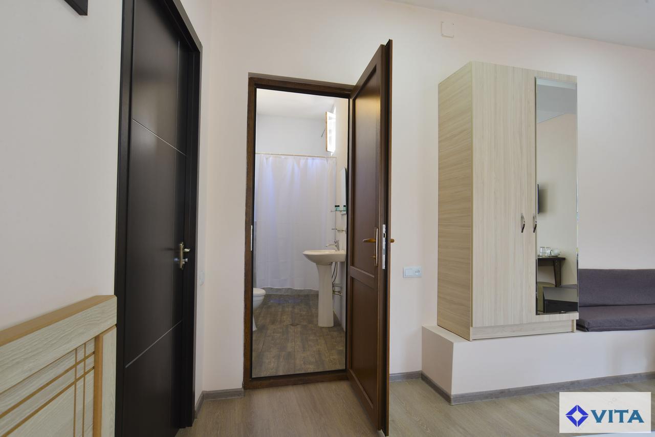 Hotel Vita Тбілісі Екстер'єр фото
