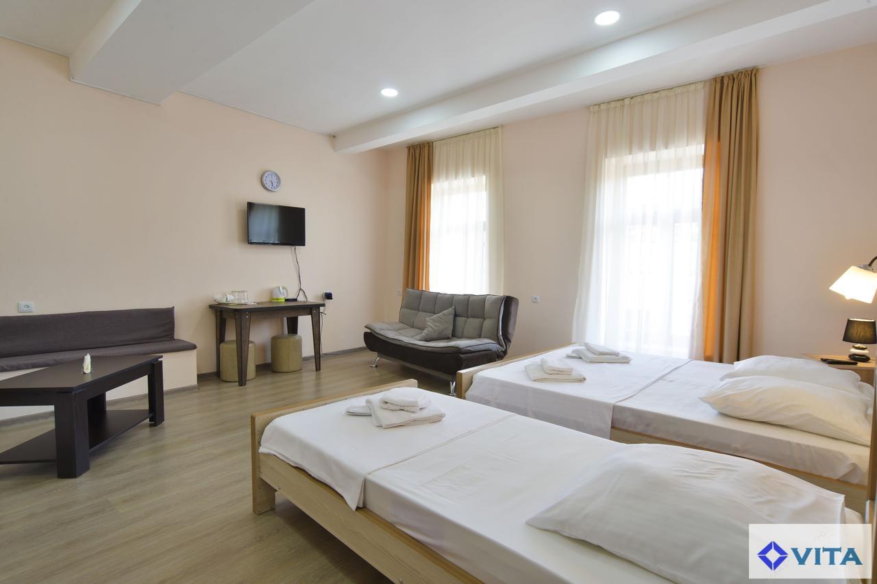 Hotel Vita Тбілісі Екстер'єр фото